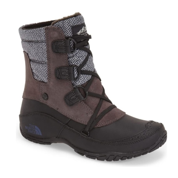 The North Face Shoes - The North Face Women's Winter Boots Size 9 Chevron